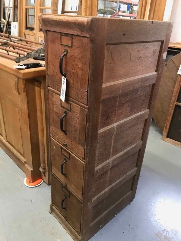 lot 22 image: Antique Oak 4-Drawer File Cabinet