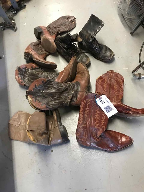 lot 62 image: Asst. Old Boots