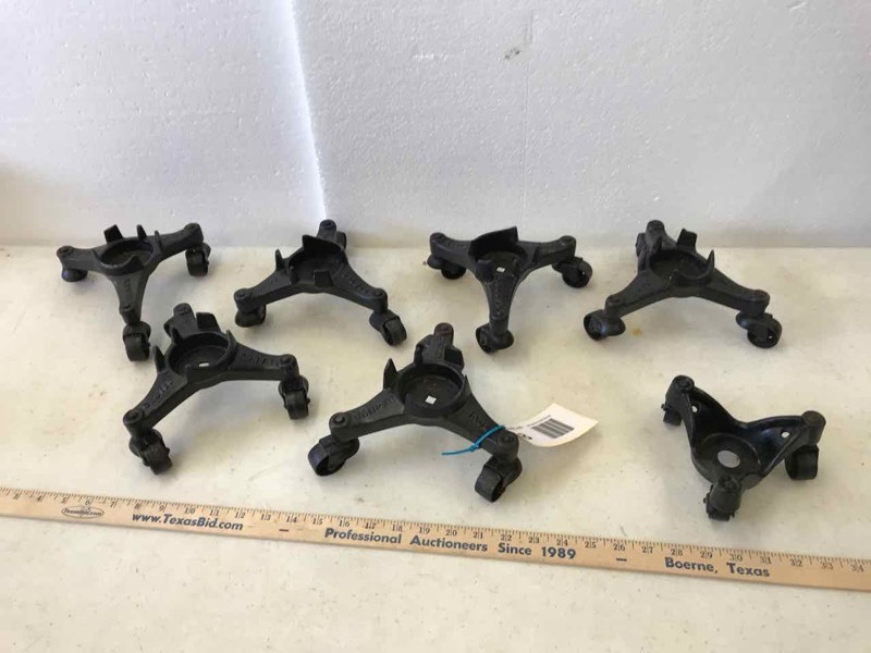 lot 78 image: (7) Casters for Cast Iron Stoves