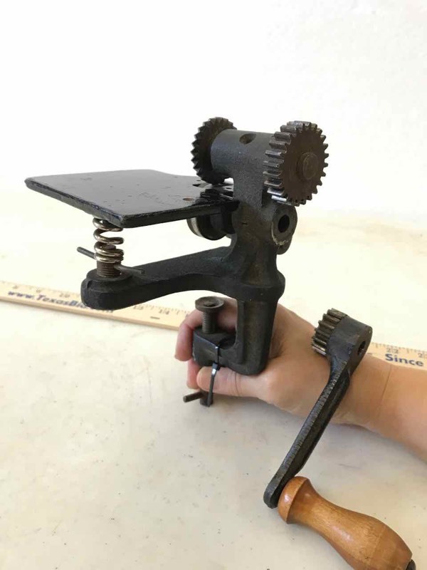 lot 89 image: HP2 CrimperCutter