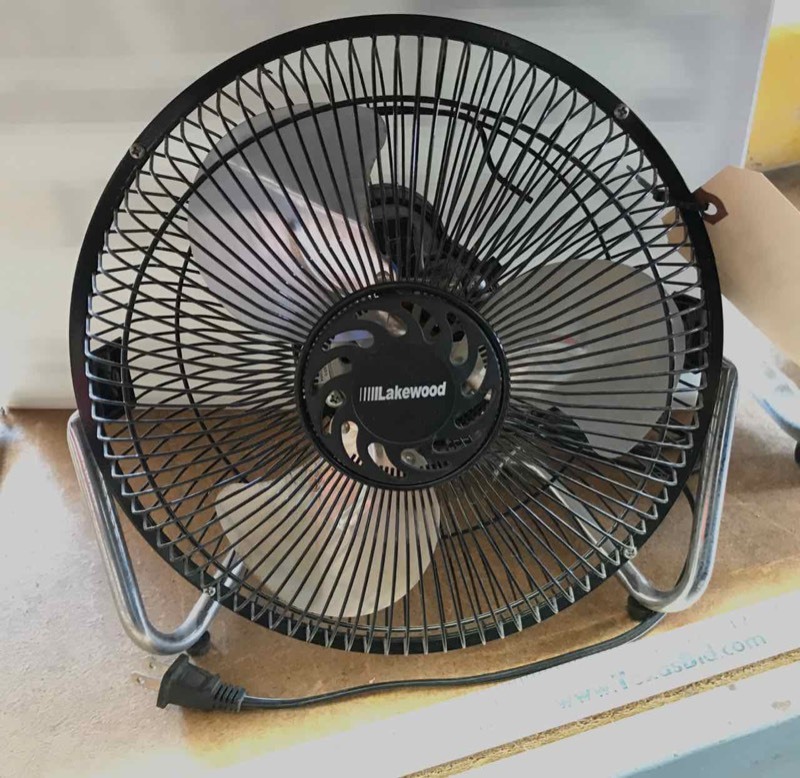 lot 118 image: (1) Electric Fan Lakewood, Apprx. 9