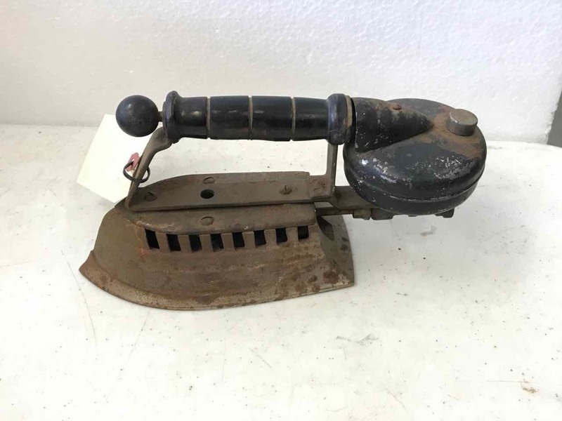 lot 123 image: Antique Iron