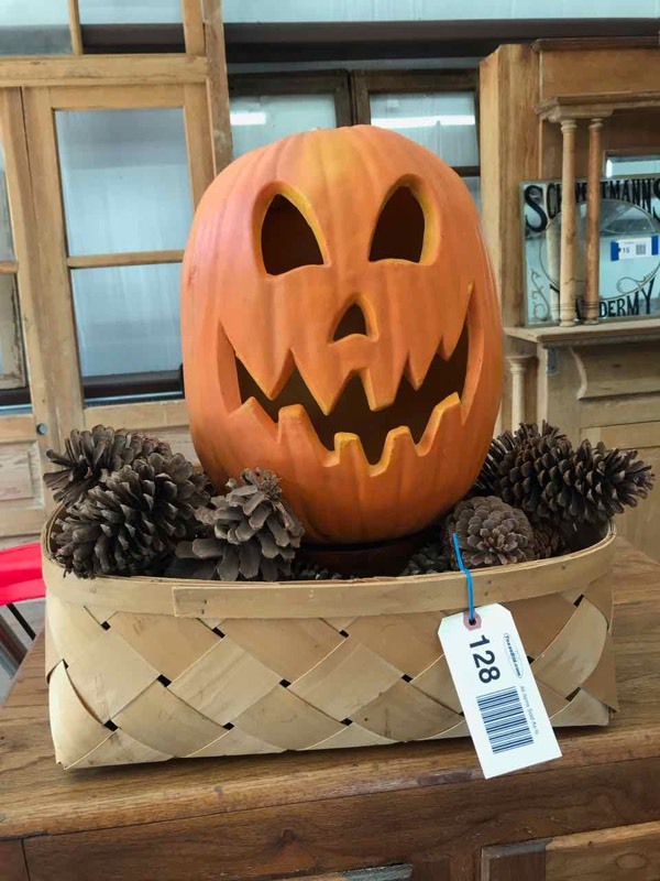 lot 128 image: Jack-O-Lantern, Pine Cones, Basket