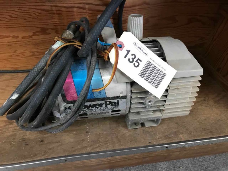lot 135 image: Campbell Hausfield Power Pal Air Compressor