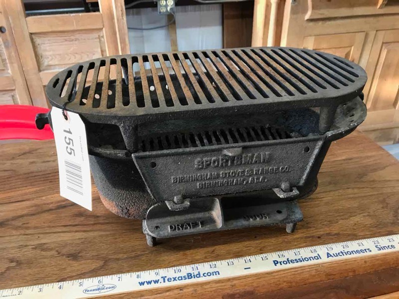 lot 155 image: Vintage Cast Iron Sportsman Grill