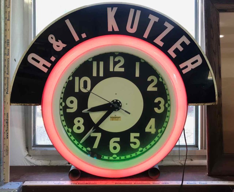 lot 200 image: Super Cool Authentic Old Boerne Mid-Century Electric Neon Clock, A&I Kutzer (with provenance)