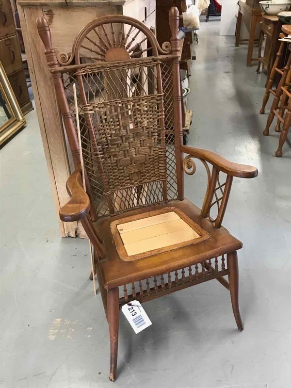 lot 213 image: Antique Chair