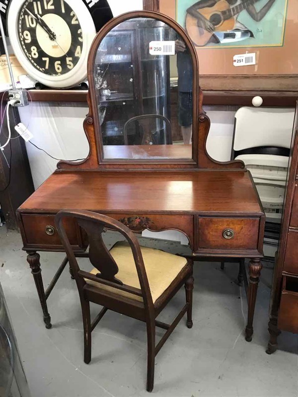 lot 250 image: Antique Berkey & Gay Walnut Dressing Table with Chair with Painted Floral Center Detail