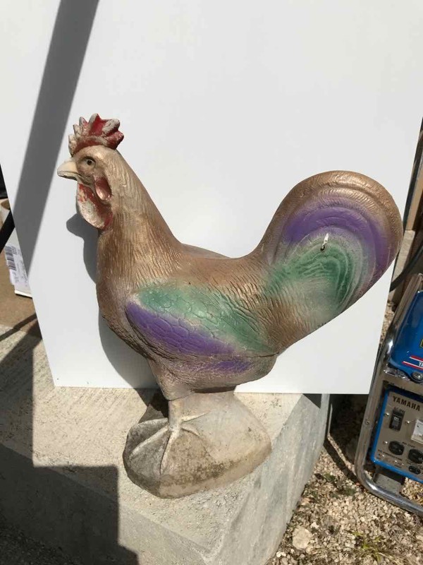 lot 277 image: Concrete Chicken