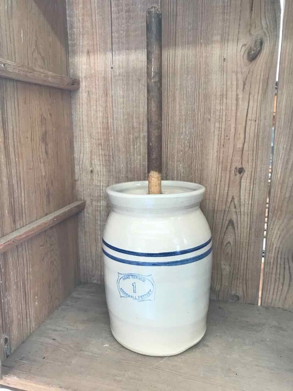 lot 695 image: Stoneware Crock, Hand Turned 1 Marshall Pottery