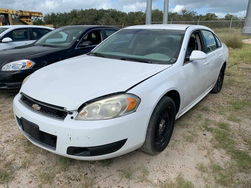 lot 411 image: 2013 Chevrolet Impala Police Vehicle, 4dr, white, mileage unknown, not running  (VIN  2G1WD5E30D1237914)