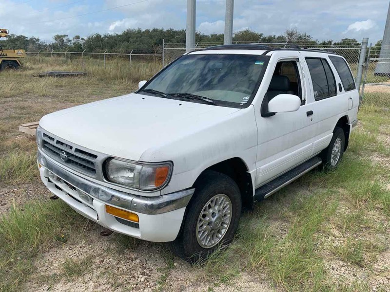 lot 418 image: Asset Forfeiture  1996 Nissan 4 dr, not running, unknown condition, unknown miles  (VIN  JN8AR05S1TW033762)