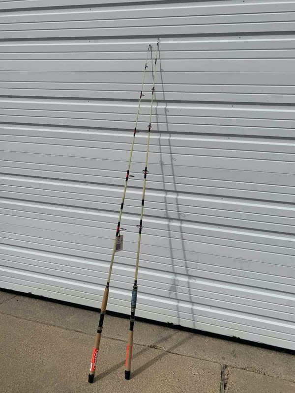lot 517 image: Asset Forfeiture  (2) Rods  Berkley Glowstik GSS702M
