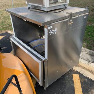 lot 404 image: Stainless Steel Refrigerated Merchandiser