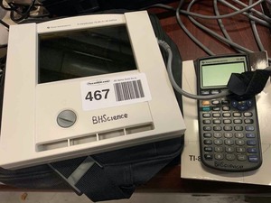lot 467 image: Science T.I.-83 Graphing Calculator & T.I. View Screen