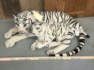lot 527 image: (2) Plush Toys White Tigers