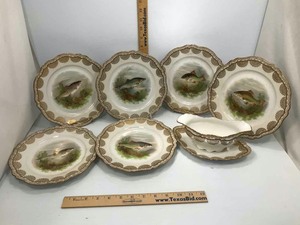 lot 571 image: Antique O&E. G. Royal Austria (6) Fish Plates, (1) Gravy Boat