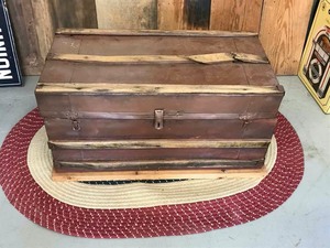 lot 584 image: Antique Metal Trunk with Wood Trim, Oval Area Rug