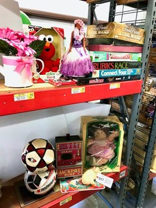 lot 611 image: Toys, Board Games, Dolls, Etc.