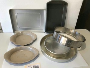 lot 717 image: (6) Welton Baking Pans, (1) Baking Ring