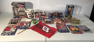 lot 675 image: Asst. Collectibles Dale Earnhardt, Jr.