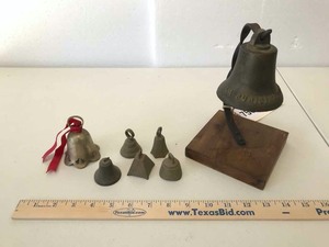 lot 750 image: Bells