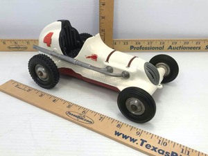 lot 762 image: Toy Metal Car Ray Cox Thimble Drome Champion (white wred 4)