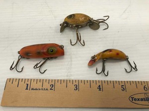 lot 770 image: Old Fishing Lures