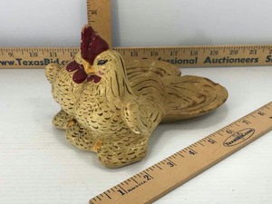 lot 807 image: Antique Stoneware Spoon Rest (Rooster)