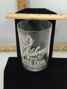 lot 826 image: Pre-Prohibition Etched Drinking Glass Malvaz & Bull Frog, Monarch Brewery Chicago