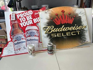 lot 869 image: Bud Light Advertising (2) Tin Signs, (2) Mugs