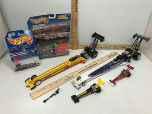 lot 967 image: Drag RacingTop Fuel Toy Dragsters
