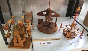 lot 996 image: Wood Craft Toys