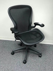 lot 61 image: Herman Miller Classic Aeron Task Chair Standard Tilt - Fixed Vinyl Arms - Standard Carpet Casters - AE211PWCN2G1BBBK3D20