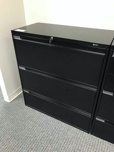 lot 66 image: Black, 3 Drawer lateral File Cabinet, wkey