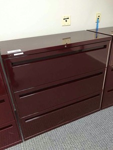lot 76 image: HON Maroon 3-drawer lateral file cabinet, with key