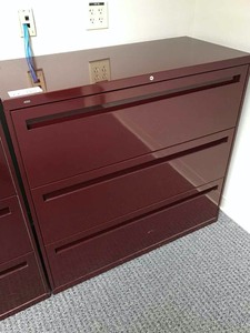lot 77 image: HON Maroon 3-drawer lateral file cabinet, no key