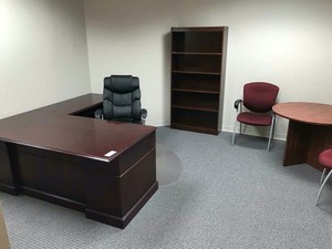 lot 90 image: Desk wright return, chair, 2-drawer file, bookshelf, Round 41 inch table abd 2 chairs
