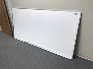 lot 115 image: Large Whiteboard, 8 ft X 4 ft.