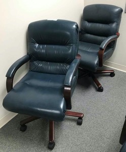 lot 120 image: (2) Blue Office Chairs