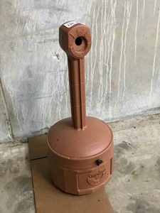 lot 130 image: Smoker Cease Fire Butt Stand