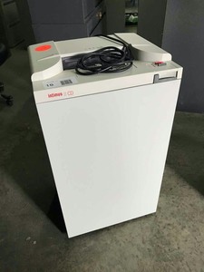 lot 16 image: Intimus CD Shreader Mod. 502