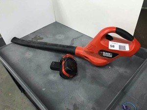 lot 58 image: Black & Decker 18V Blower
