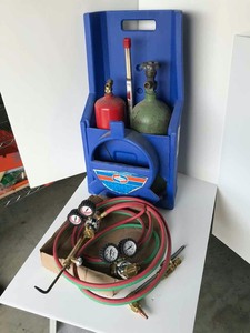 lot 70 image: Uni-Weld Plumbers Torch Kit OxyAcy with Gauges, Cutting Torch, Brazing Torch