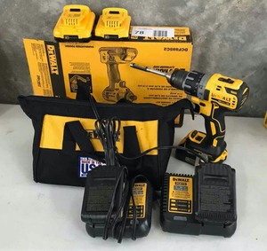 lot 78 image: Dewalt 20V Drill, 5 Batteries, 2 Chargers