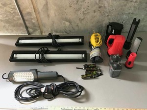 lot 122 image: Assorted Work Lights, Flashlights