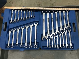 lot 141 image: Westward Combination Wrench Set SAE, Metric