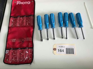 lot 164 image: Proto Metric Nut Drivers