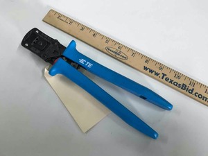 lot 190 image: TE Solarlok 4mm-6mm