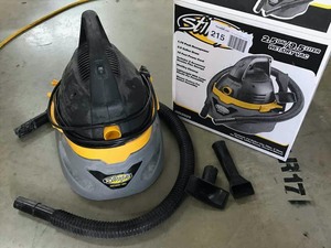 lot 215 image: Stinger 2.5 gal wetdry vac, 1.75hp